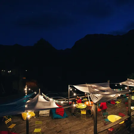 Centro De Ecoturismo Tierra Del Agua * Caleao